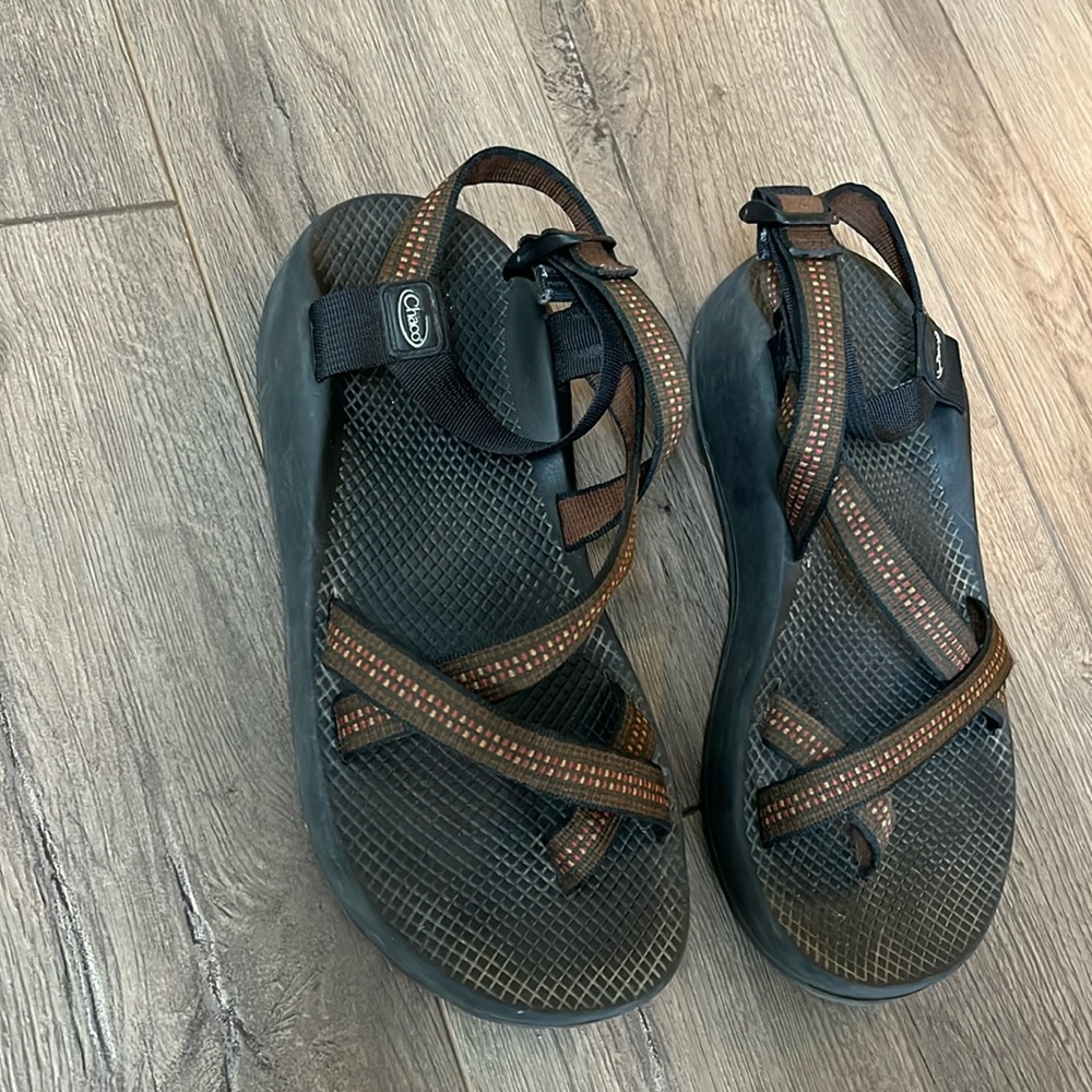 chacos sandals size 11